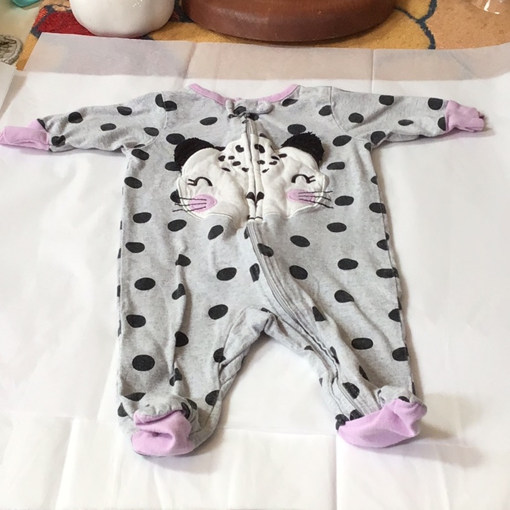 🛍️15/$10🛍️Gerber sleeper PJ, 0-3 months, clean